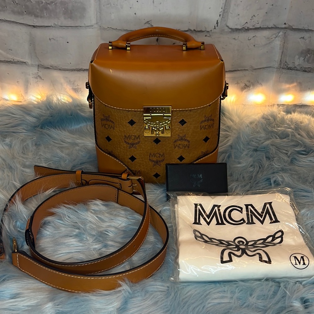 EUC!! MCM Camera Bag!!